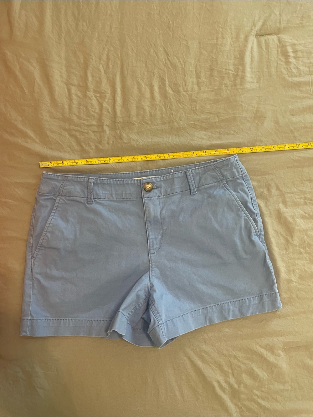 LOFT Light Blue Women's Chino Shorts Size 8 medium